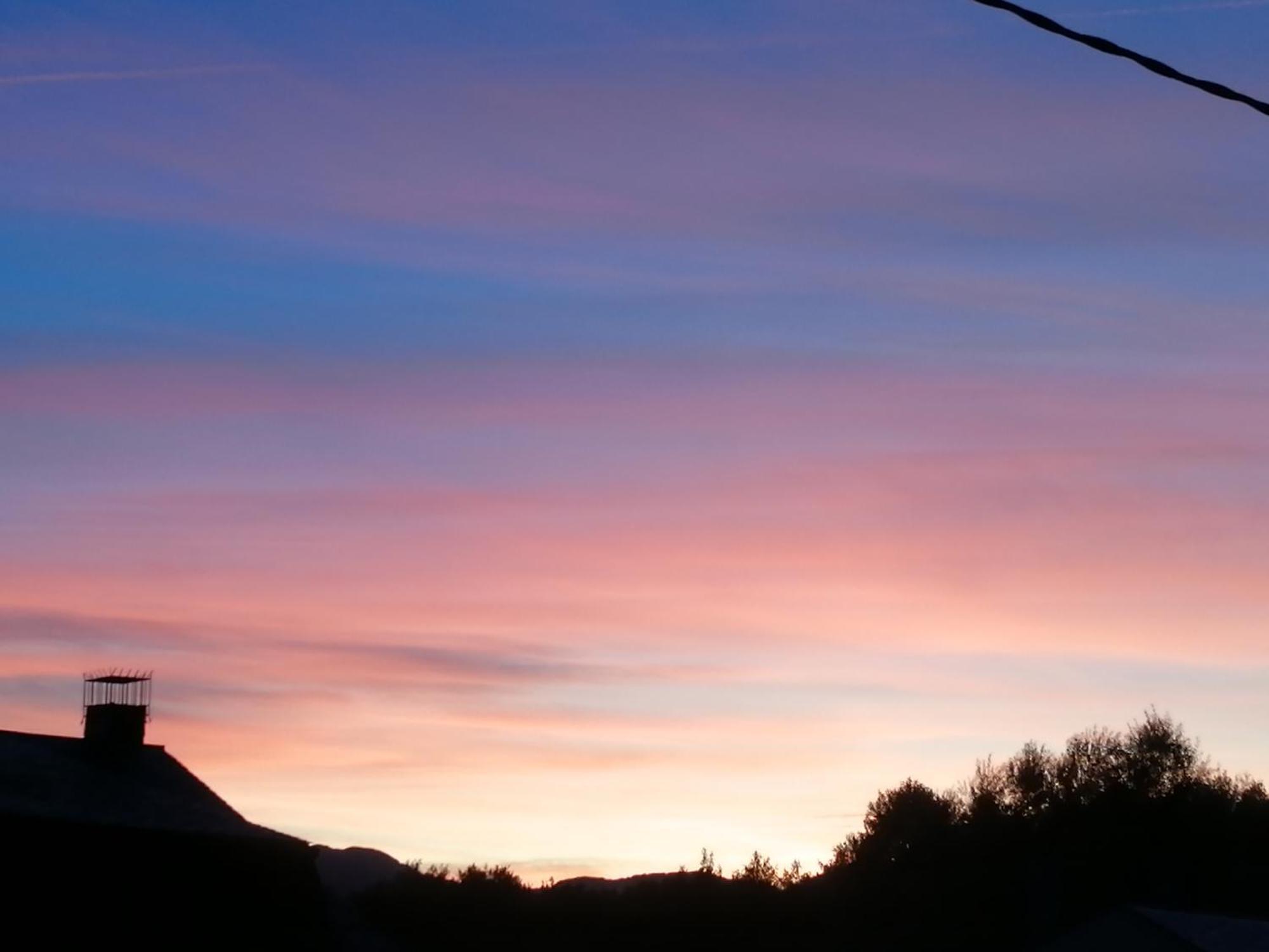 La Posada De Pedrazales ภายนอก รูปภาพ
