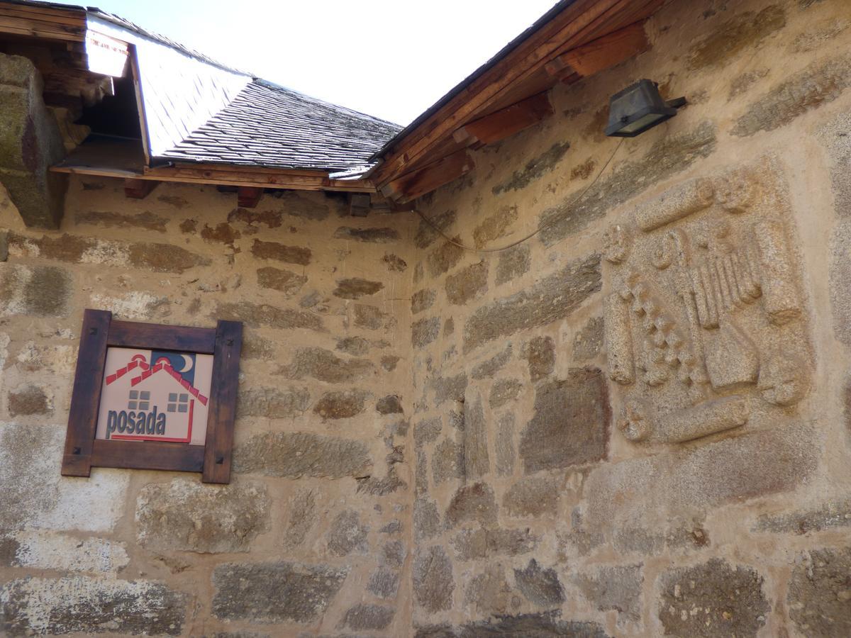 La Posada De Pedrazales ภายนอก รูปภาพ